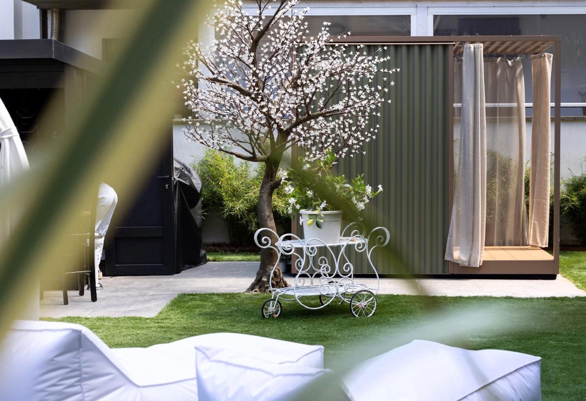Villa Monti Suites&Aparts Чезенатико Экстерьер фото